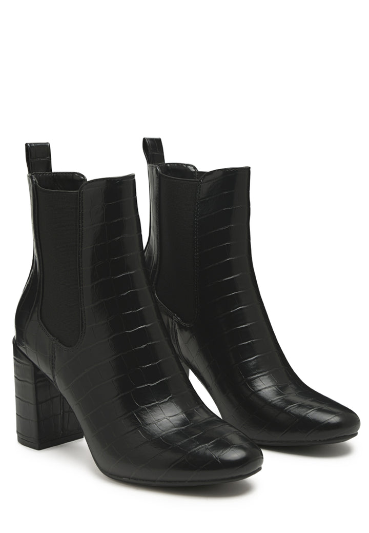 babbel faux leather block heel ankle boots#color_black