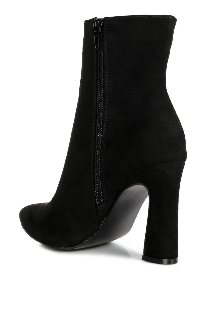 clubdate block heeled ankle boots#color_black