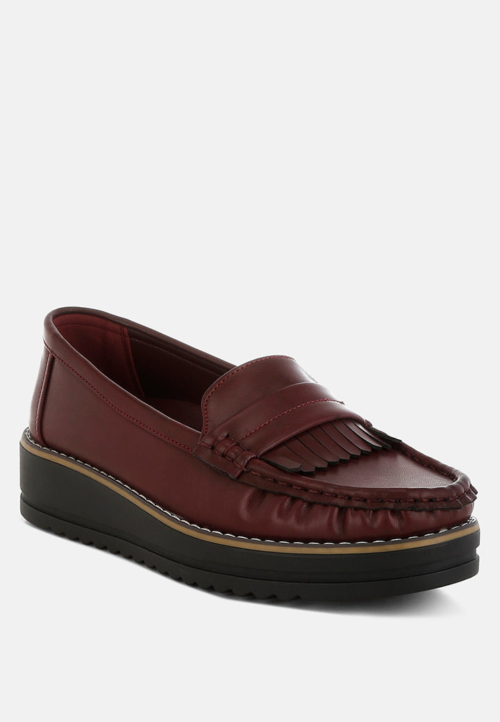 croyda fringed nubuck loafers#color_burgundy