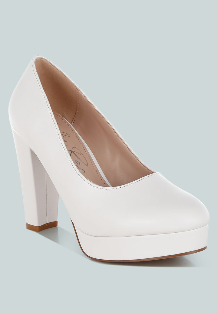 damsor faux leather block heel pumps#color_white