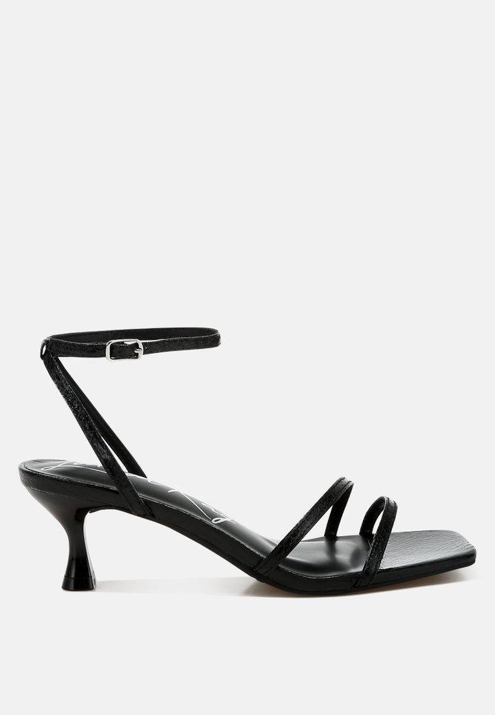 deacon faux leather strappy sandals#color_black