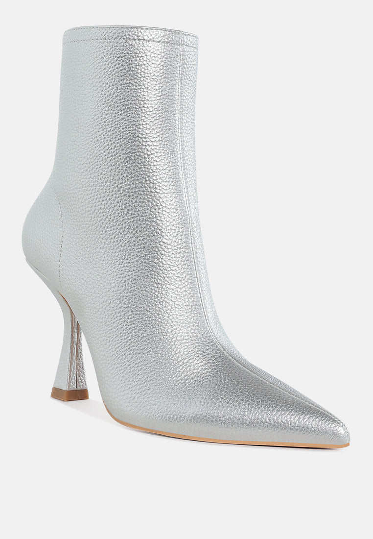 farnak metallic pointed toe ankle boots#color_silver