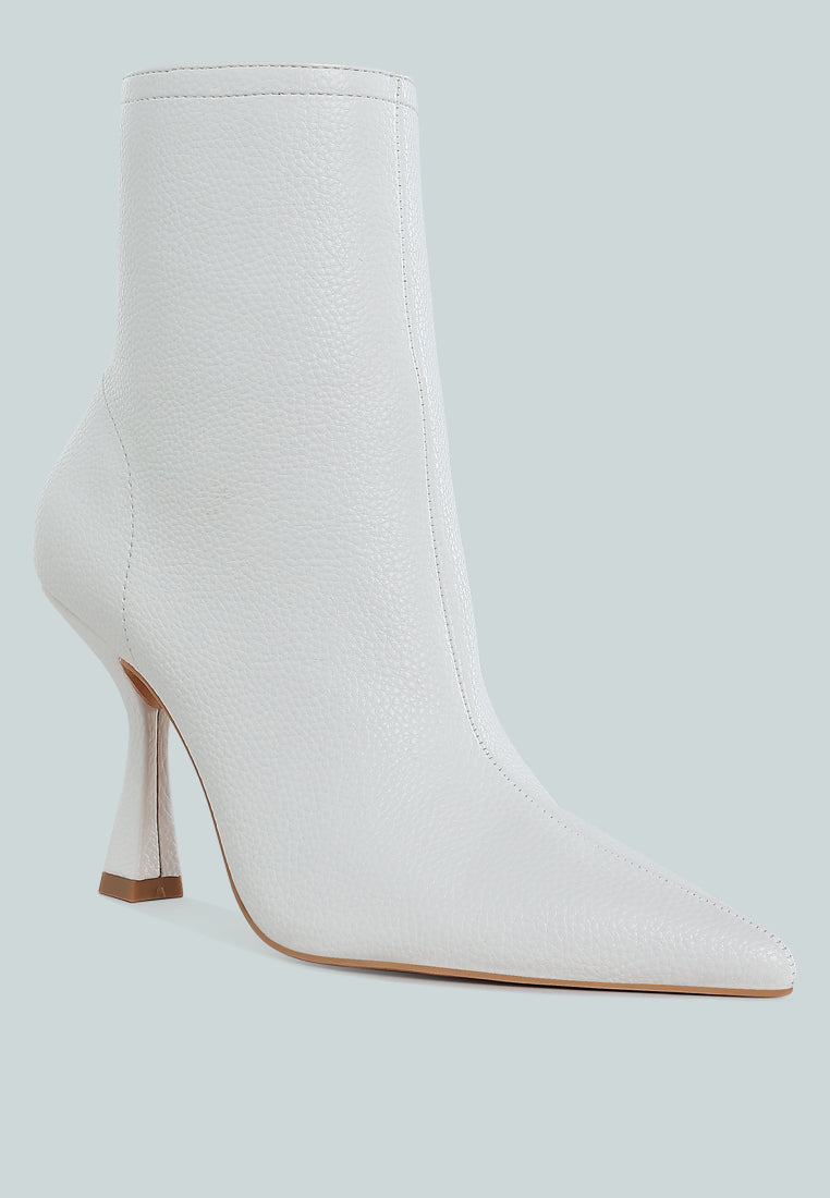 farnak pleather pointed toe ankle boots#color_white