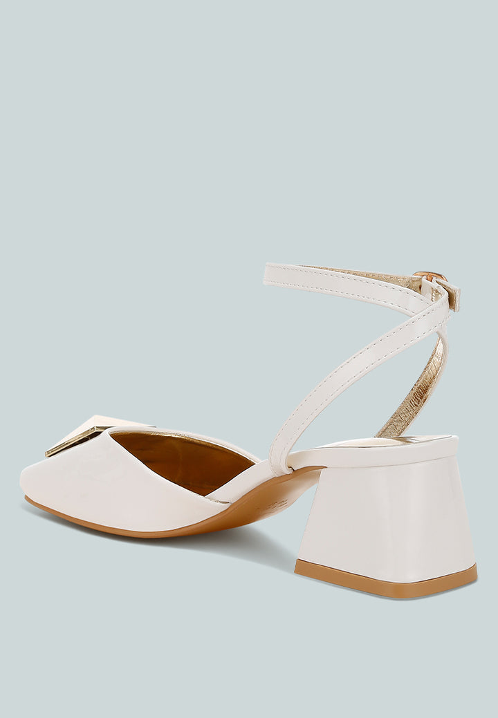 griselda brooch detail ankle strap sandals#color_off-white