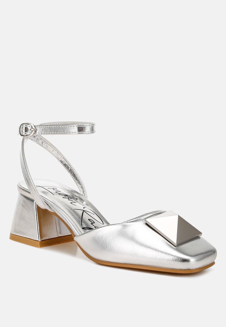 griselda brooch detail ankle strap sandals#color_silver