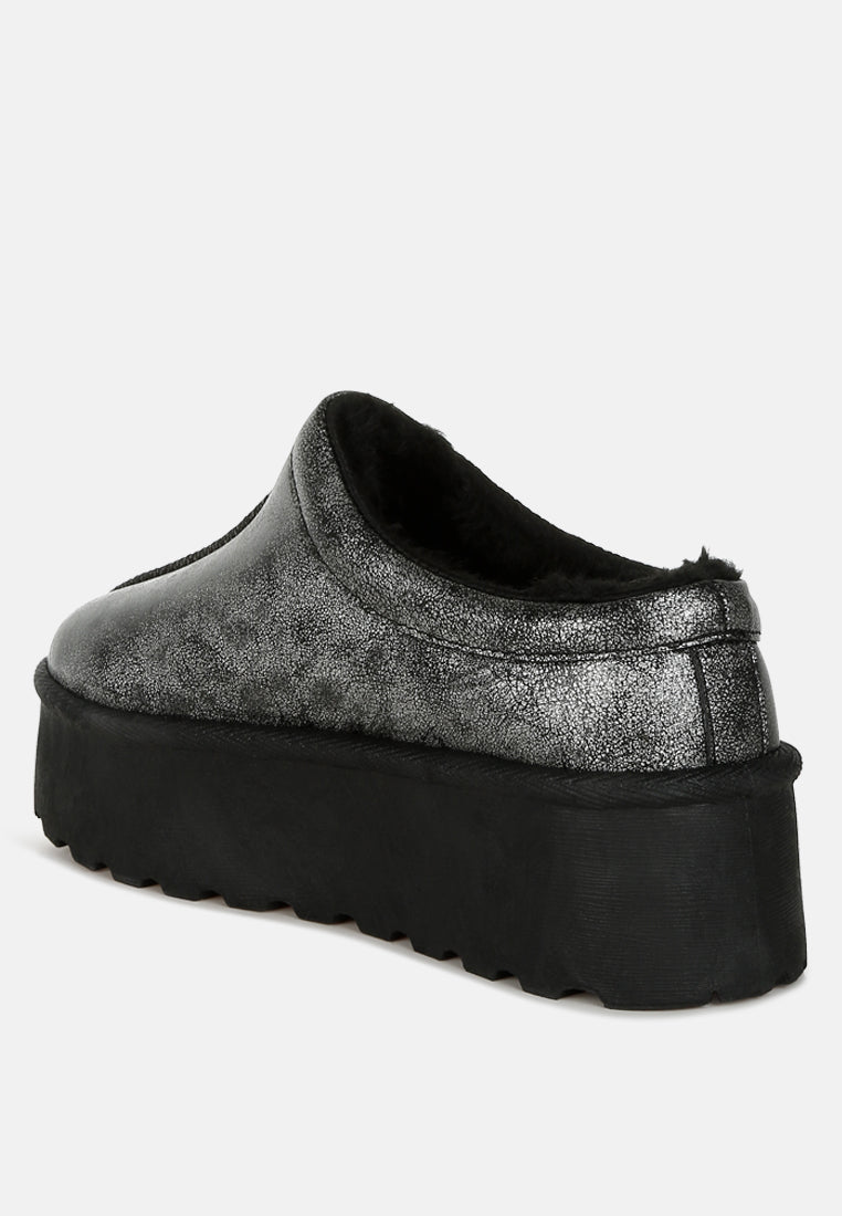 lottys faux leather platform classic slip-on#color_black