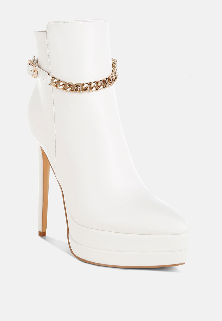 narok metallic chain detail boots#color_white