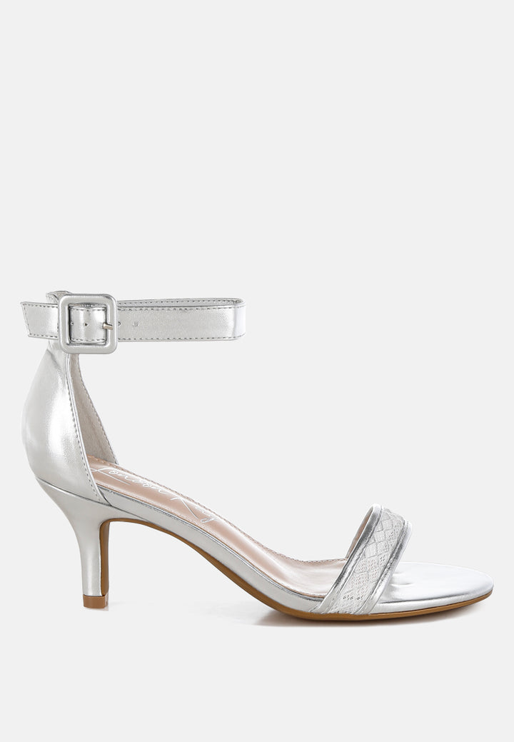 ninto metallic faux leather kitten heel sandals#color_silver