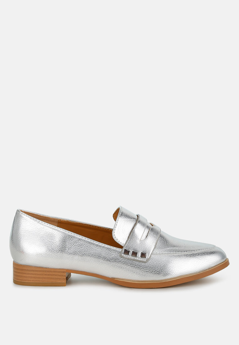 penny strap metallic loafers by ruw
#color_silver