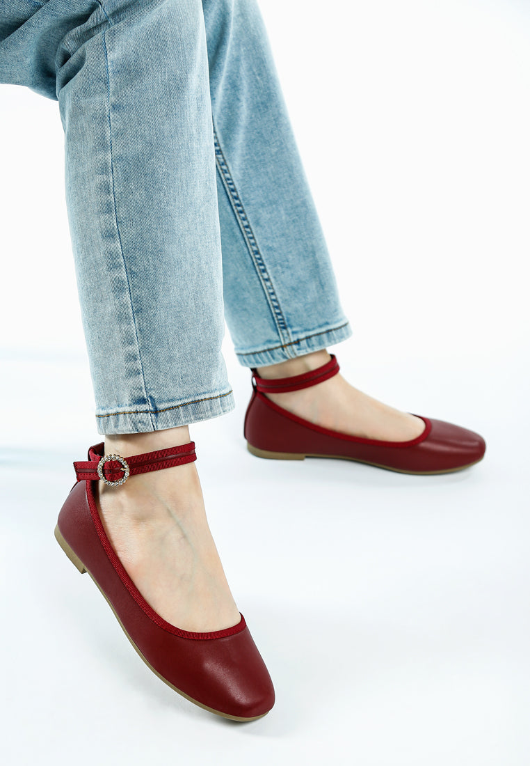 danseur ankle strap detail ballet flats#color_burgundy