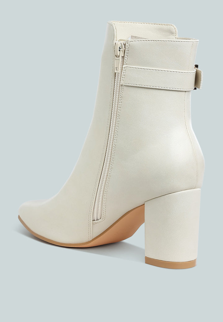 conchos belt detail block heel boots#color_off-white