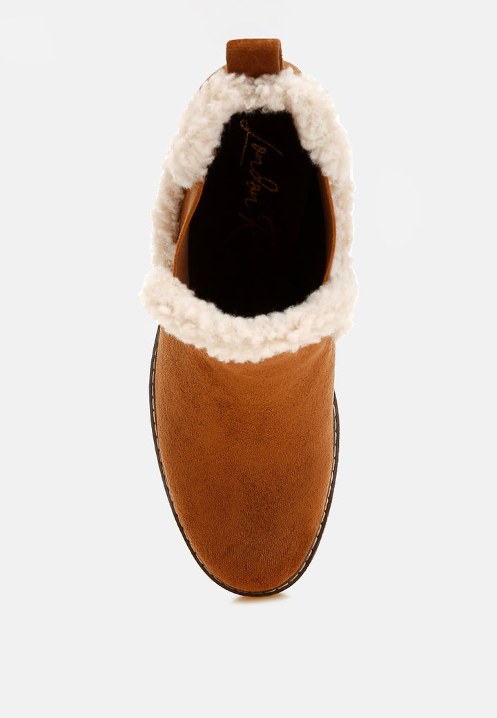 hunderhoof faux fur lined chelsea boots#color_tan