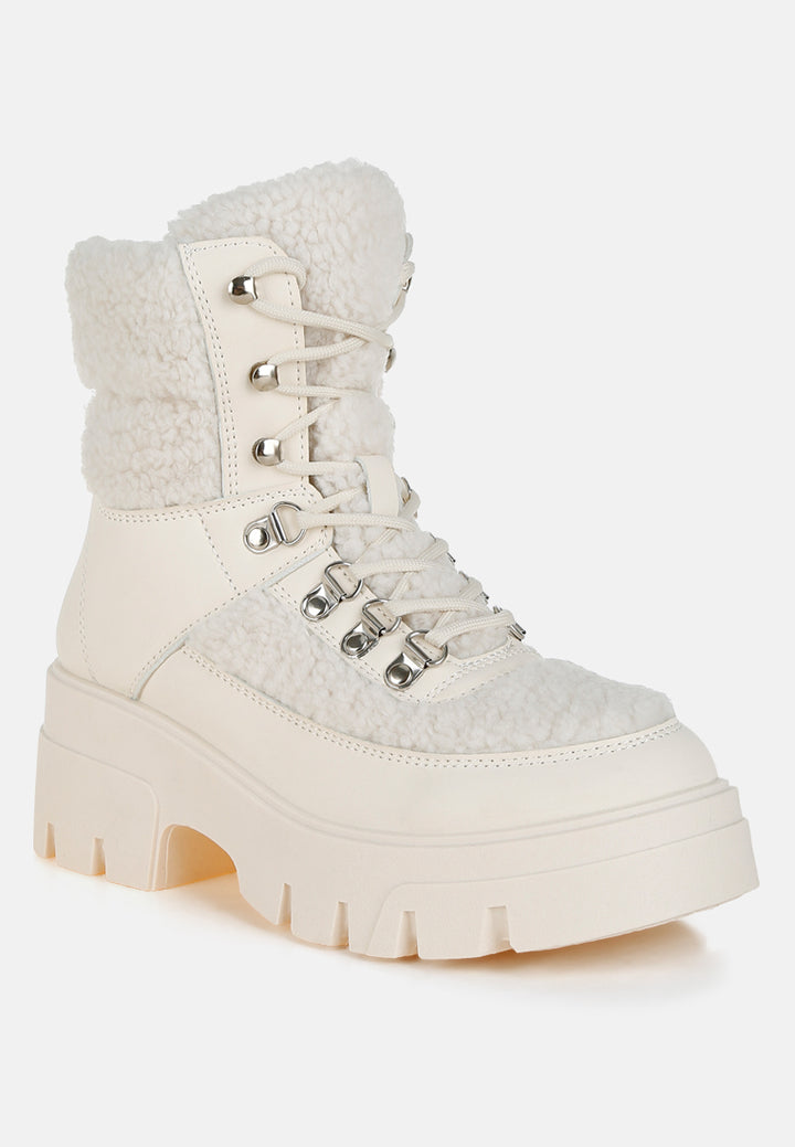 wellerman faux fur detail chunky hiker boots#color_beige