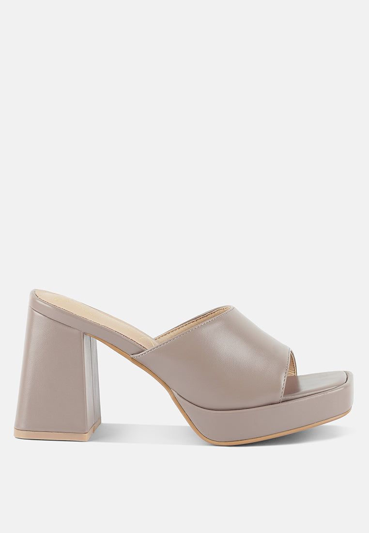 flexes flared block heel sandals#color_beige